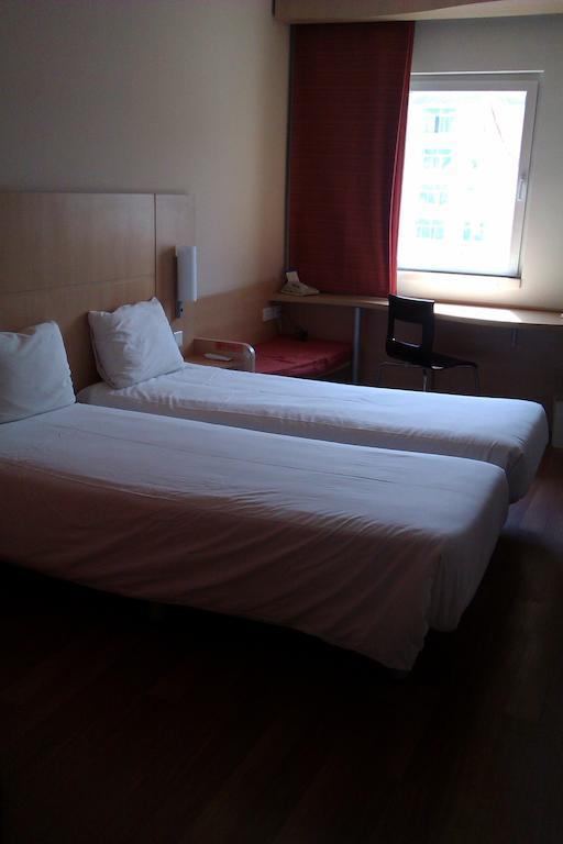 Hotel Ibis Shenyang Tiexi Экстерьер фото