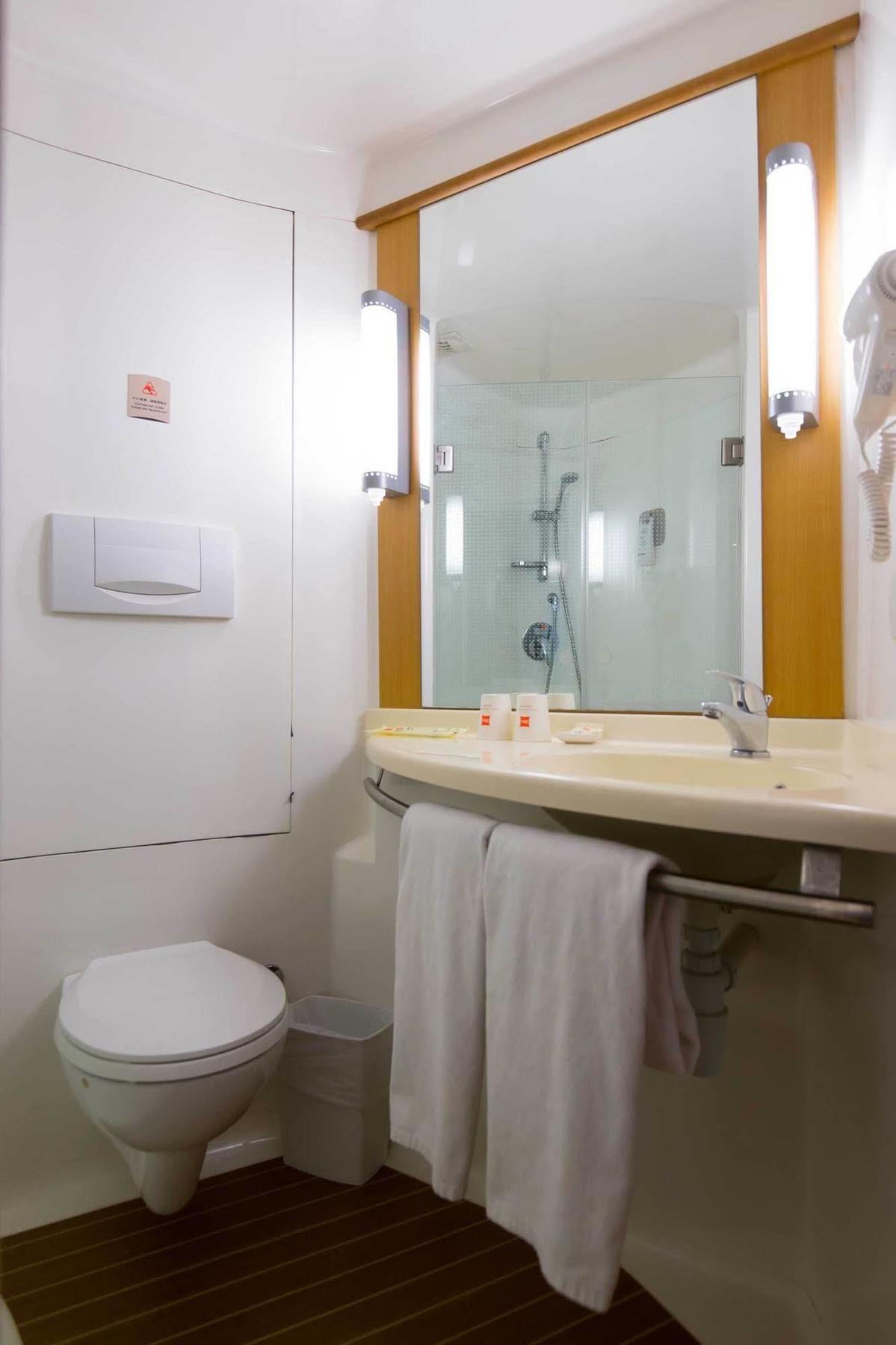Hotel Ibis Shenyang Tiexi Экстерьер фото