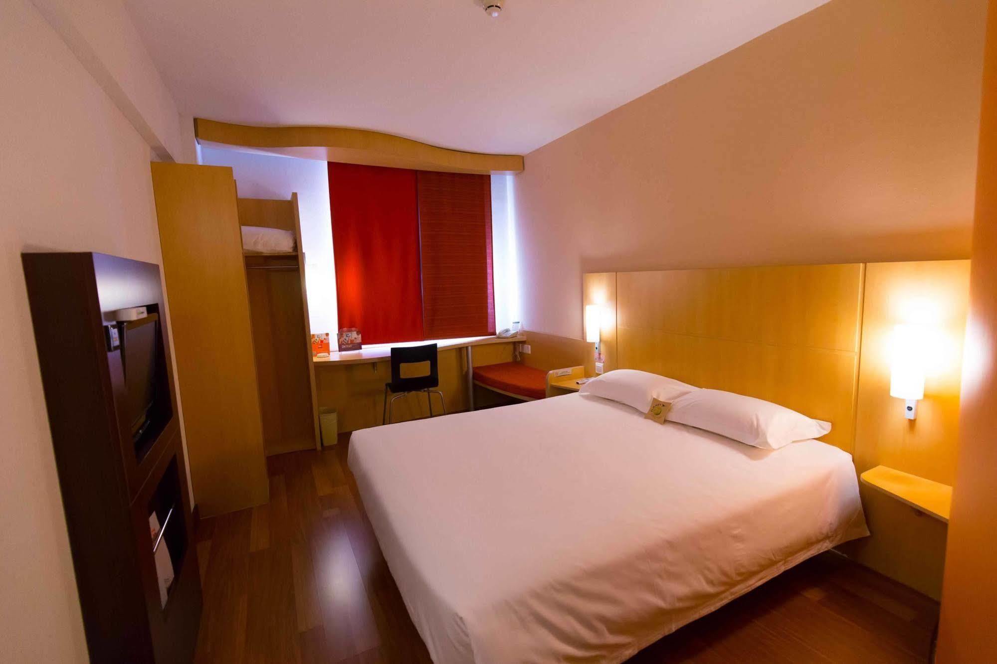 Hotel Ibis Shenyang Tiexi Экстерьер фото