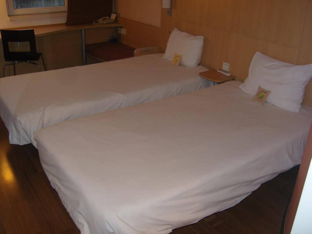 Hotel Ibis Shenyang Tiexi Экстерьер фото
