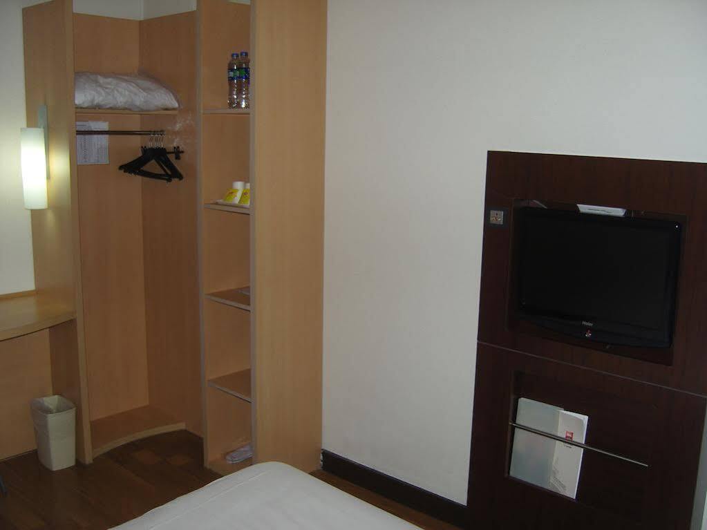 Hotel Ibis Shenyang Tiexi Экстерьер фото