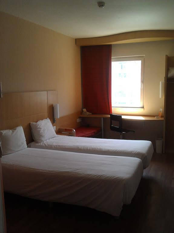 Hotel Ibis Shenyang Tiexi Экстерьер фото